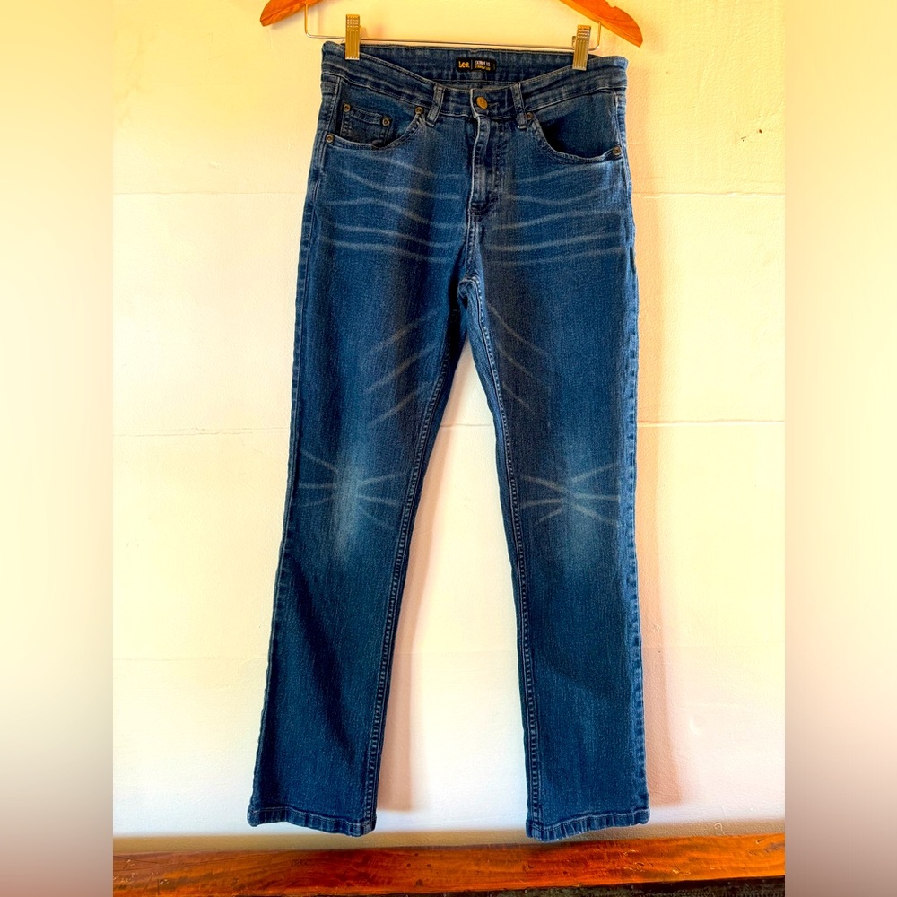 Lee Skinny women’s 2 distressed cotton/poly blend jeans work party date movies